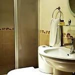 Hotel Gur 2*