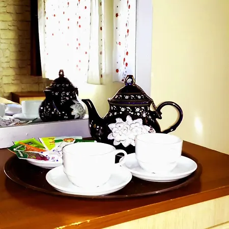 Отель Gur 2*