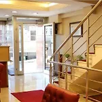 Gur Hotel 2*