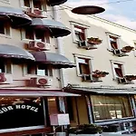 Hotel Gur 2*